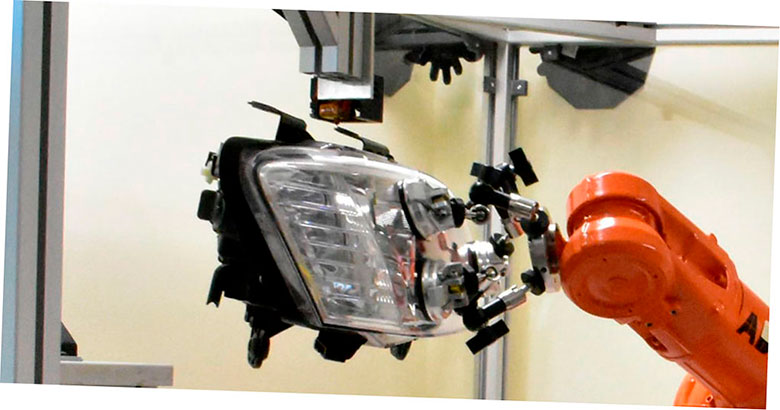 el robot de reparacion australiano repara coches con impresion 3d 5f6bdb2ab6322