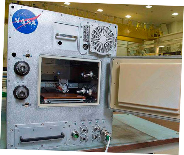 la impresora 3d refabricator a bordo de iss convierte los desechos espaciales en filamentos 5f6bdd8c85401