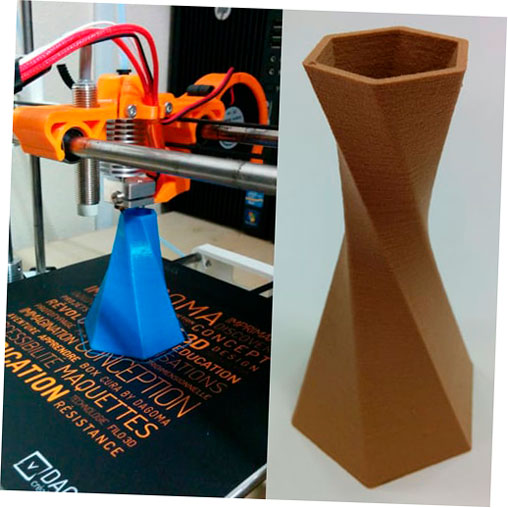 Florero Twisted impreso en 3D con Octofiber Blue PLA y Polymaker Polywood